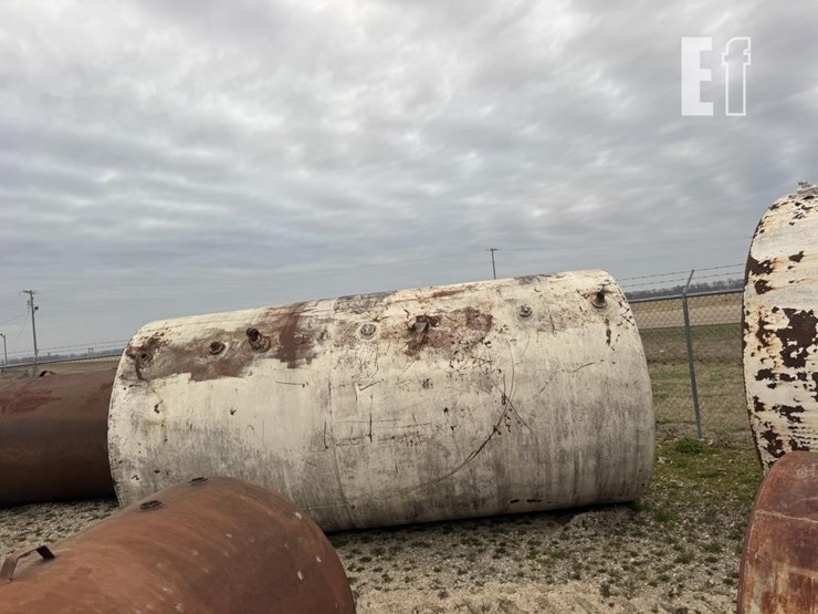 4000-gallon-fuel-tank-image-1