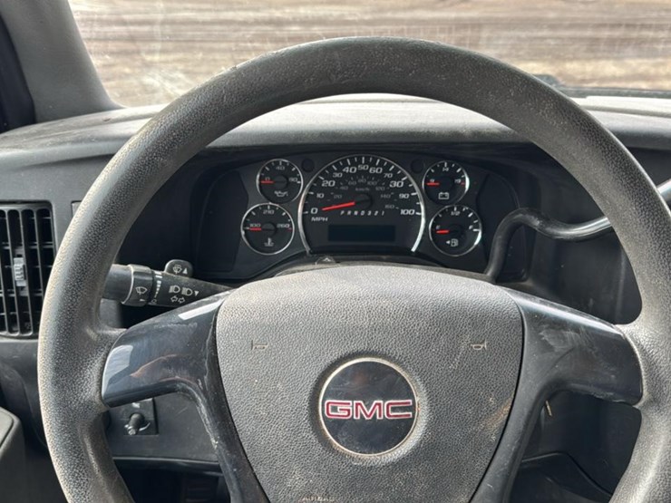 2008-gmc-3500-image-23