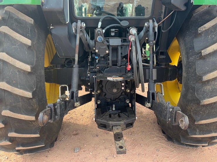 2009-john-deere-5083e-image-9