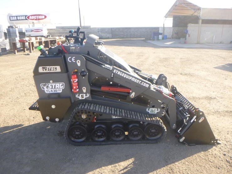 2025-kubota-d1703-image-7