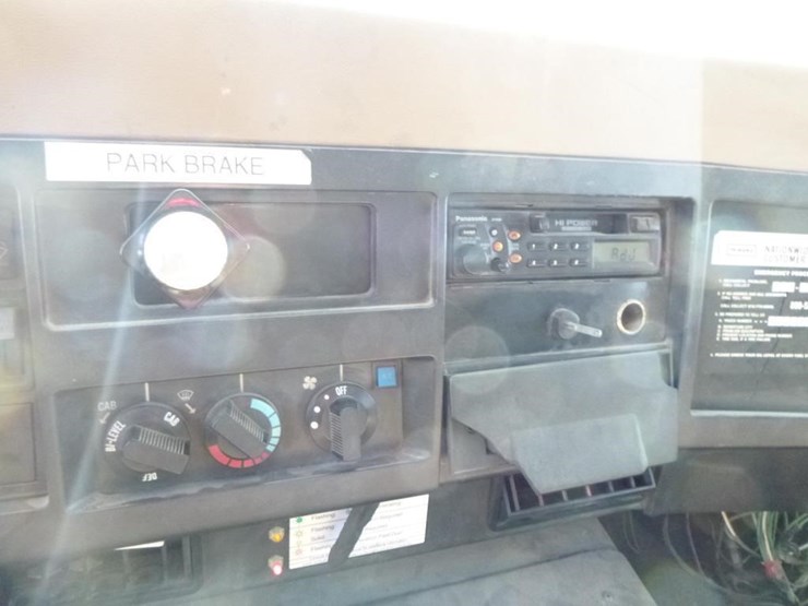 1995-international-4900-image-12