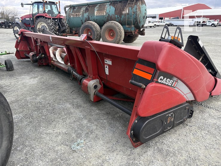 2010-case-ih-3208-image-2