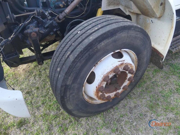 2000-international-4700-image-10