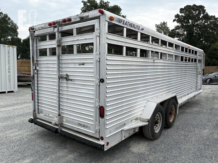 1995-featherlite-24-ft-image-5