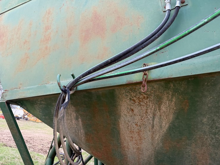 #41023-•-grain-cart-image-26