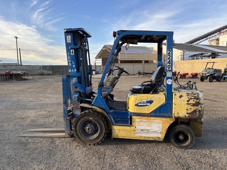 komatsu-fg25ht-12-image-5