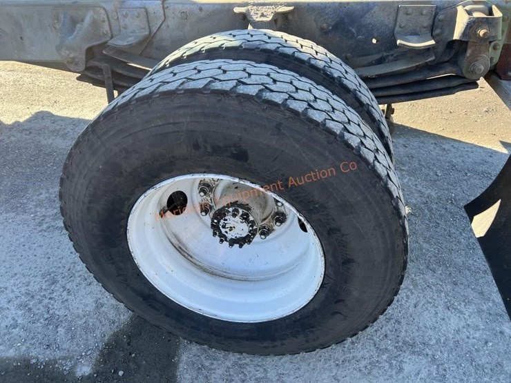 1990-caterpillar-3116-image-17