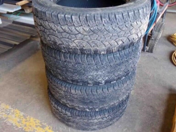 4-265/60r-18-tires-one-has-been-patched-good-image-1