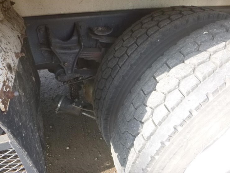 2004-international-7400-image-18