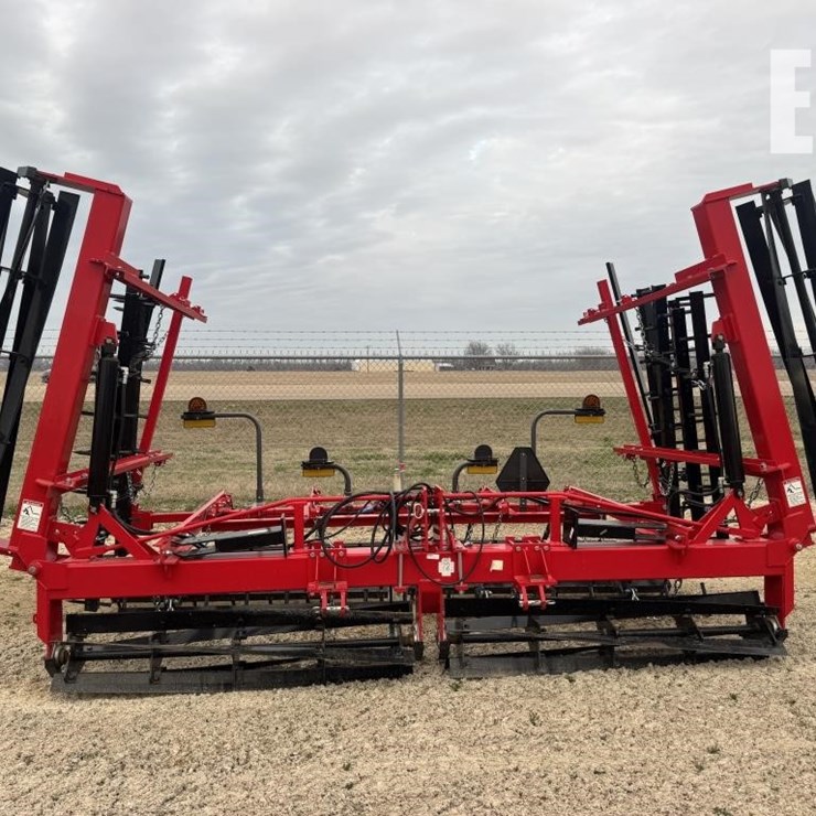 NEW WILL-RICH DO ALL 8 ROW 69