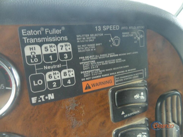 2007-peterbilt-379-image-18