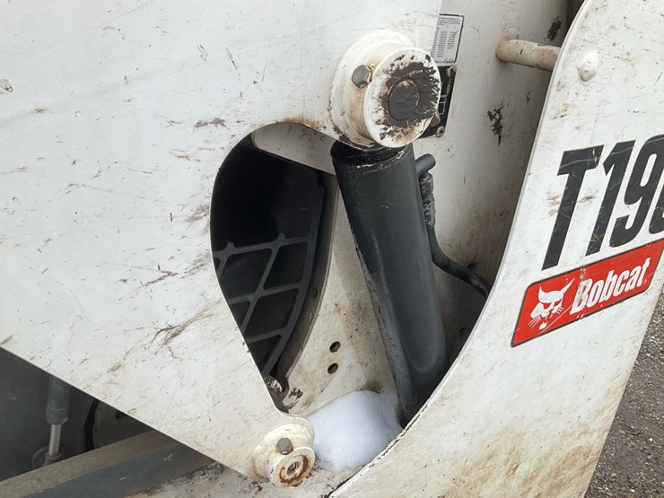 2007-bobcat-t190-image-17