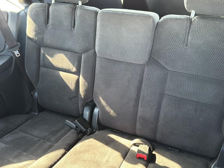 2015-dodge-grand-caravan-sxt-image-31