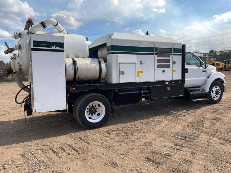 2001-ford-f650-image-3