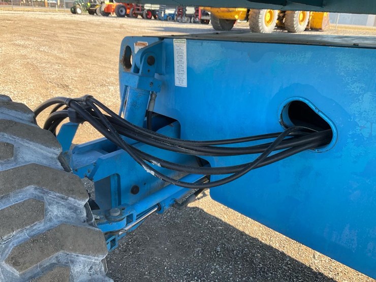 2005-genie-s45-image-65