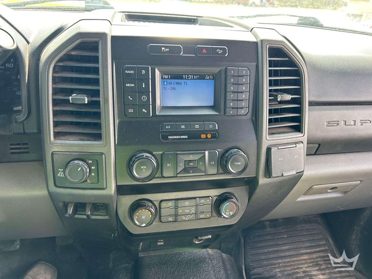 2020-ford-f250-image-16