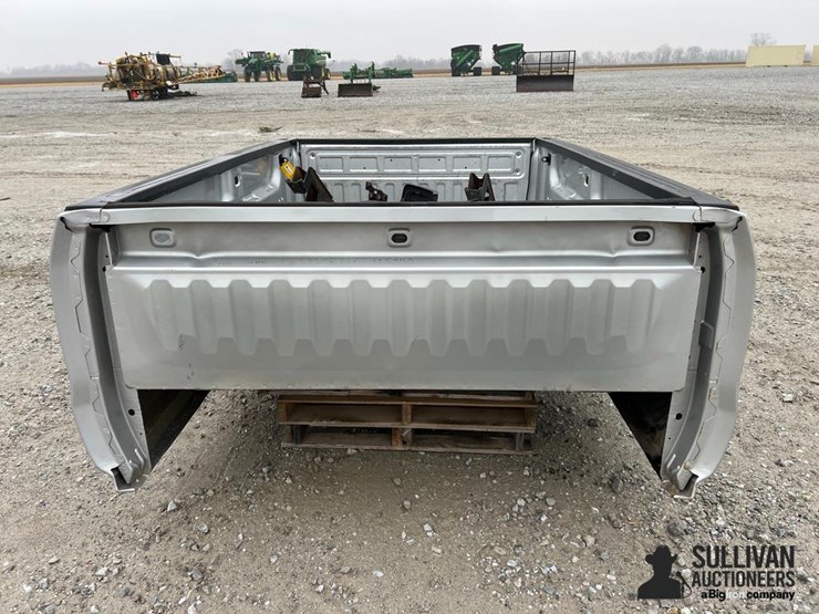 2015-gmc-3500-image-2