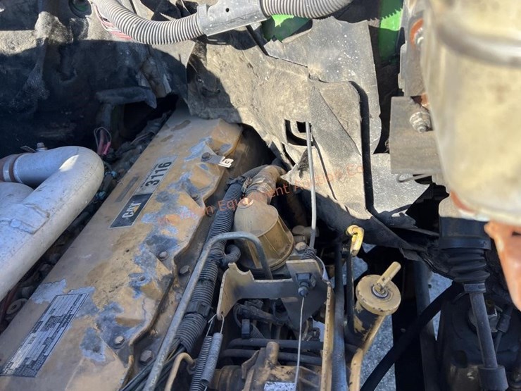 1990-caterpillar-3116-image-20