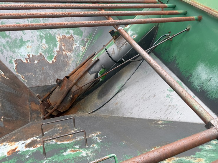 #41023-•-grain-cart-image-46