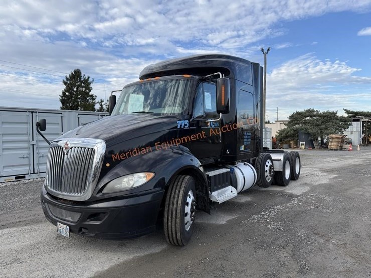 2017-international-prostar-image-1