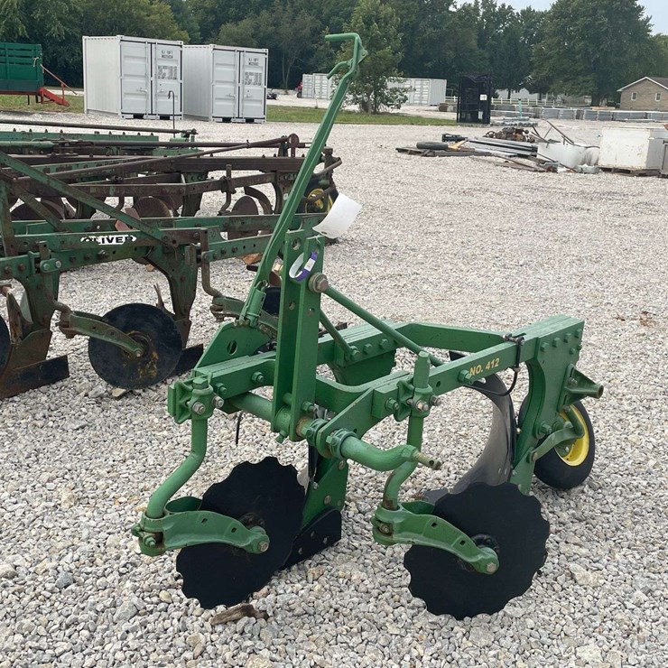 JOHN DEERE 412
