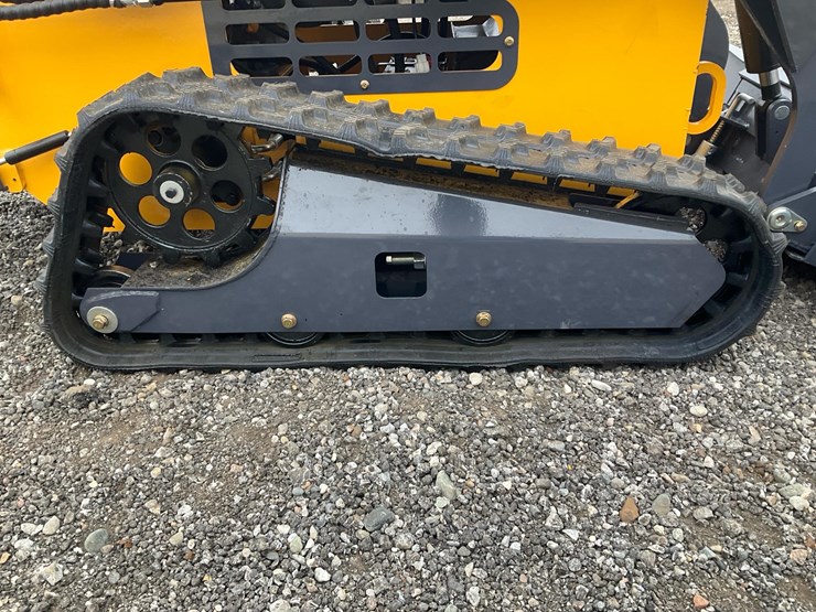 #1010-•-unused-2025-zjz-380-mini-skid-steer-loader-image-3