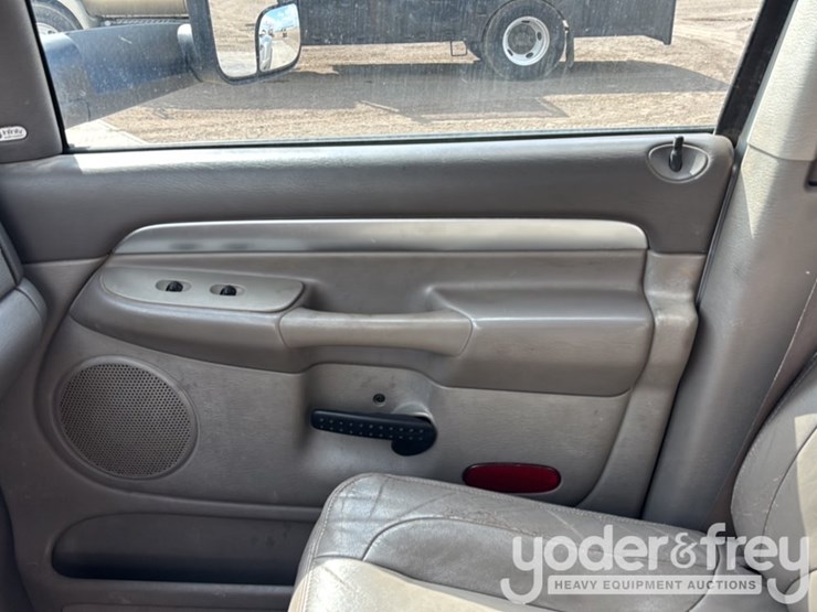 2004-dodge-ram-3500-image-45