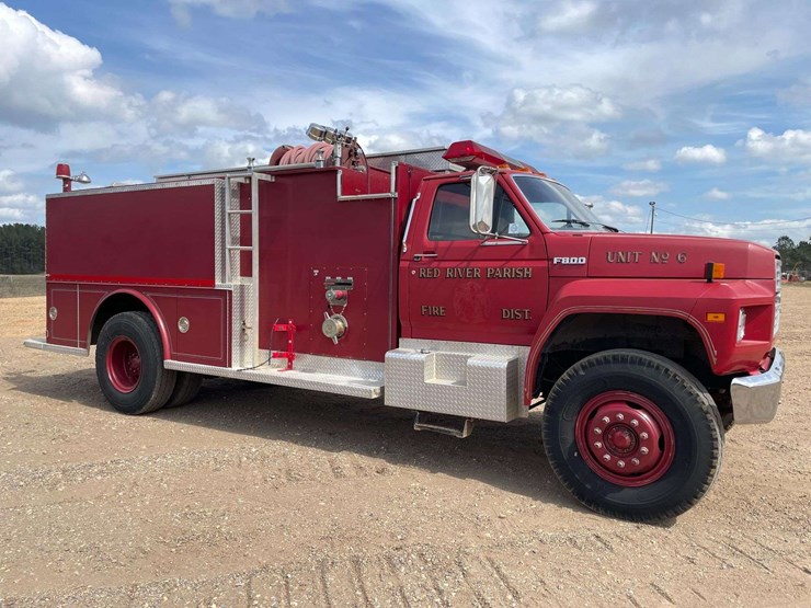 1987-ford-f800-image-4