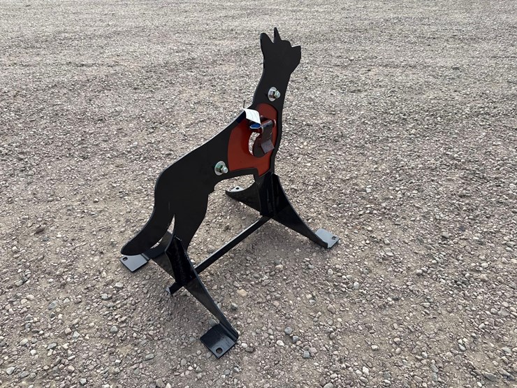 ar500-steel-coyote-shooting-target-with-heart-flapper-image-3