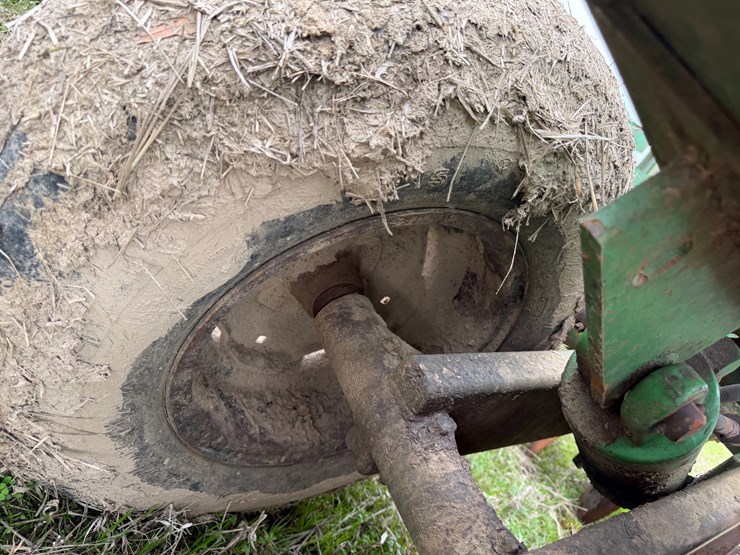 john-deere-36-image-11