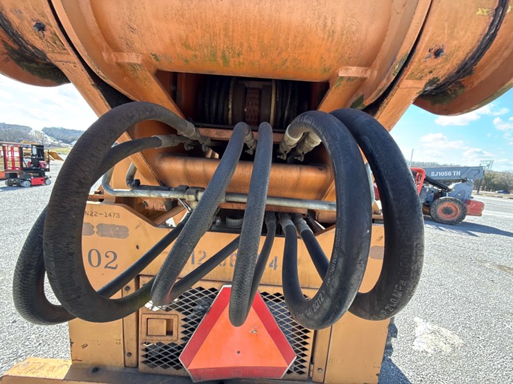 lull-644b-42-image-20