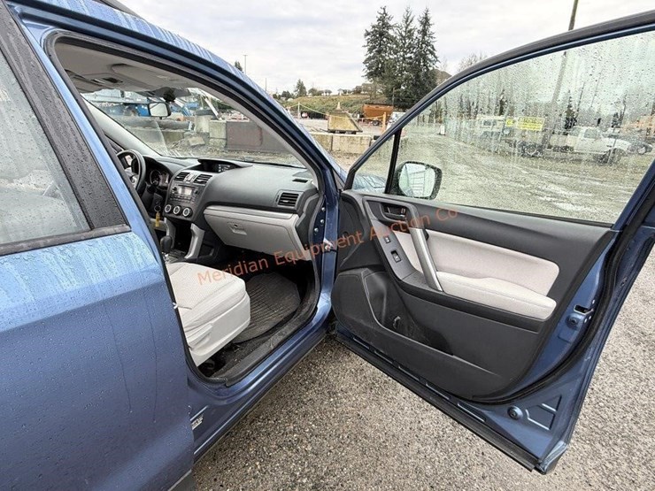 2015-subaru-forester-image-38