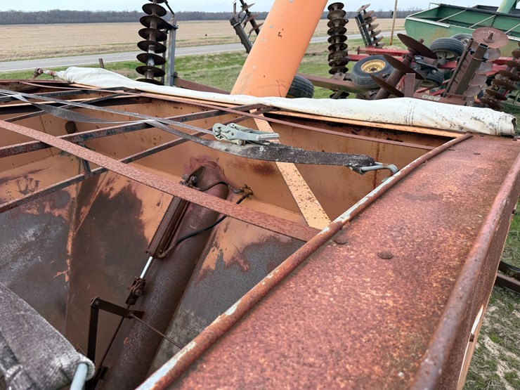 #41024-•-dennis-grain-cart-image-41