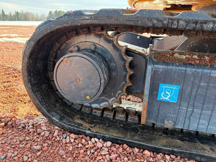 2021-deere-30g-image-14