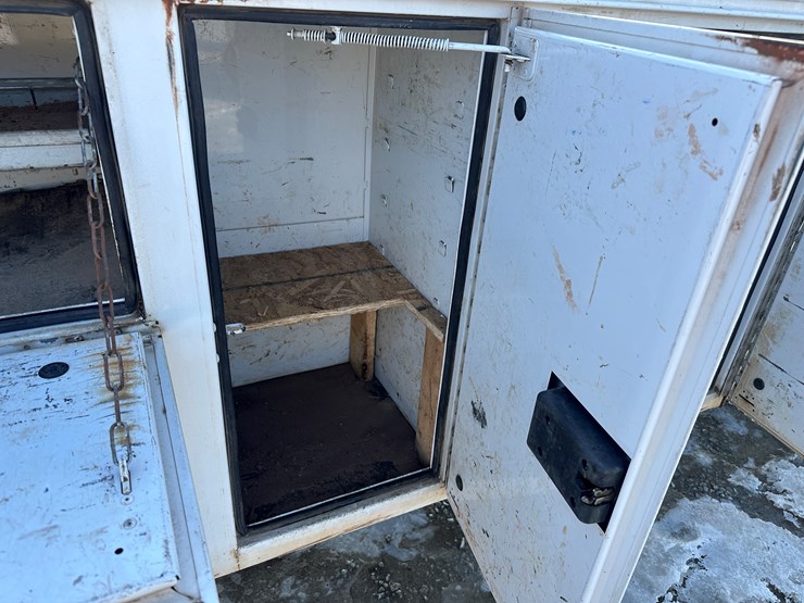 2015-ford-f350-image-16