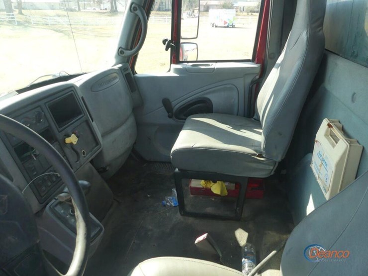 2006-international-durastar-4300-image-14