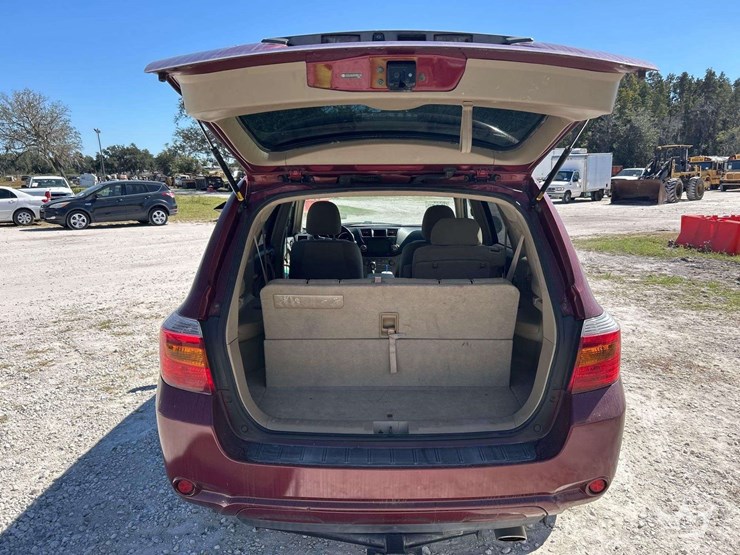 2009-toyota-highlander-image-21