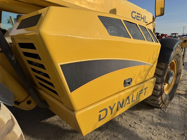 2013-gehl-dl11-image-19