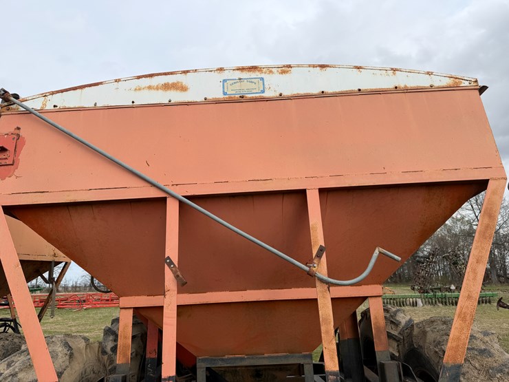 #41025-•-dennis-grain-cart-image-15