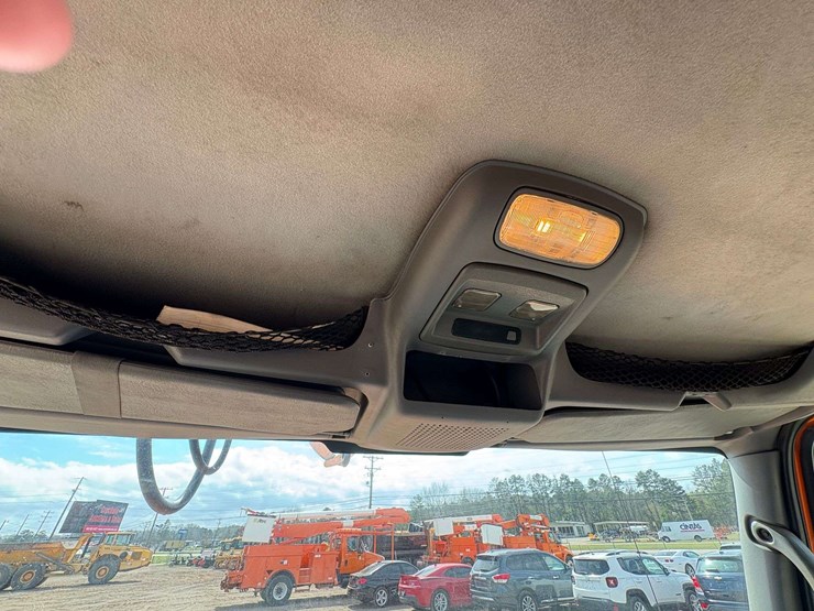 2004-international-durastar-4300-image-17