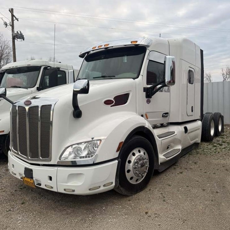 2019 PETERBILT