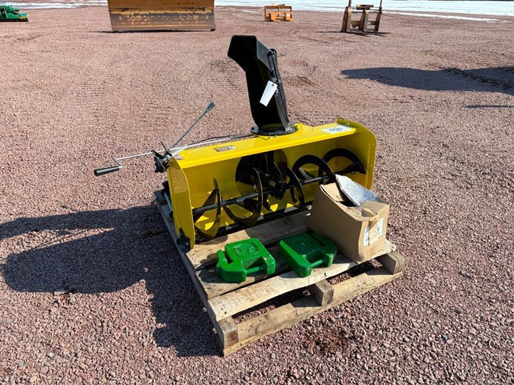 2022-john-deere-44-image-2