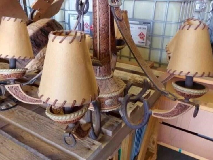 western-décor-ceiling-lights,-4'-wooden-fan-image-1