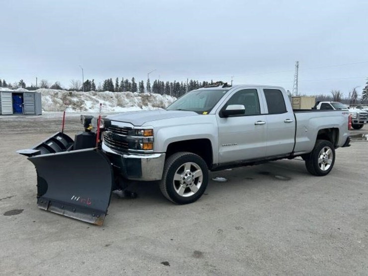 2018-chevrolet-silverado-2500hd-image-1