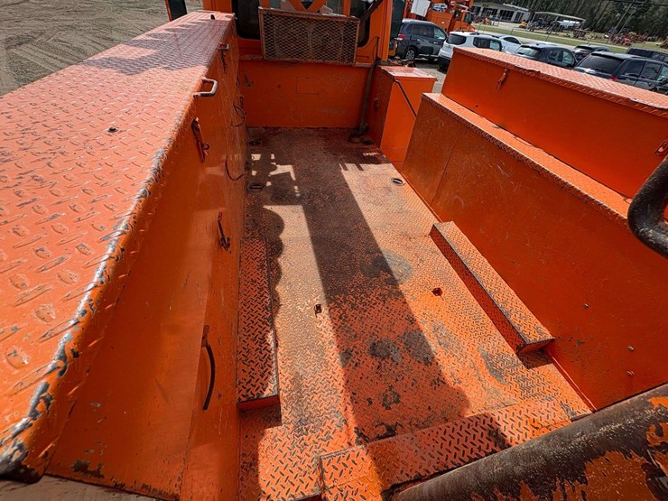 2004-international-durastar-4300-image-35