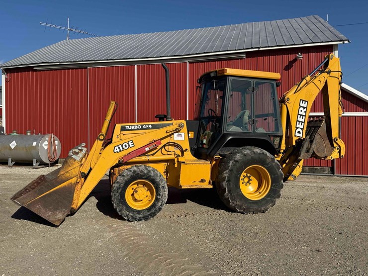 deere-410e-image-3