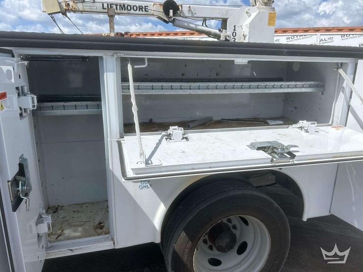 2016-ford-f450-image-18