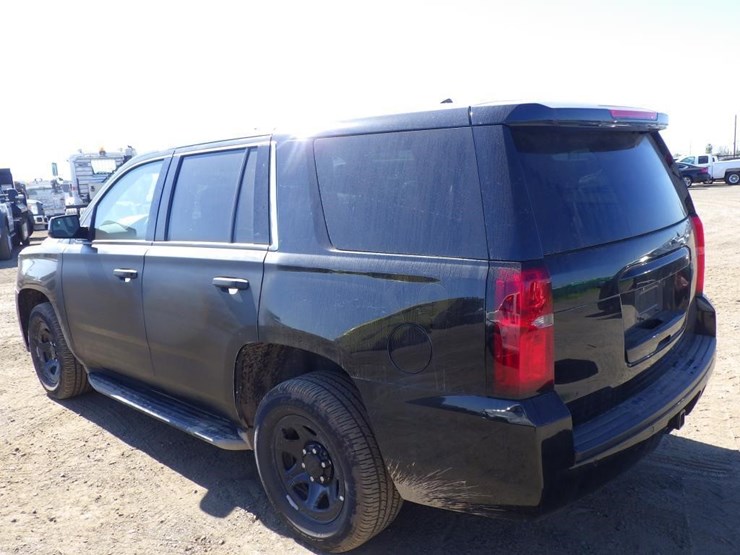 2020-chevrolet-tahoe-image-4