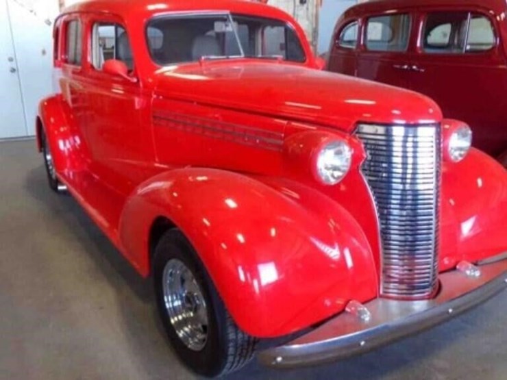 1938-chevy-street-rod,-ls1-v-8-engine,-4l60e-image-2