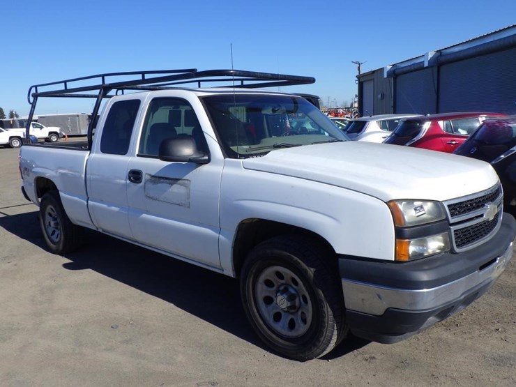 2007-chevrolet-1500-image-2